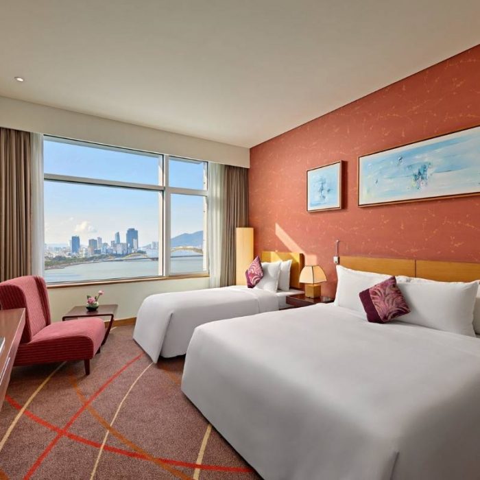 top-3-khach-sa%cc%a3n-gan-bie%cc%89n-my%cc%83-khe-ta%cc%a3i-da-na%cc%83ng-cho-khach-du-li%cc%a3ch-nghi%cc%89-duo%cc%83ng