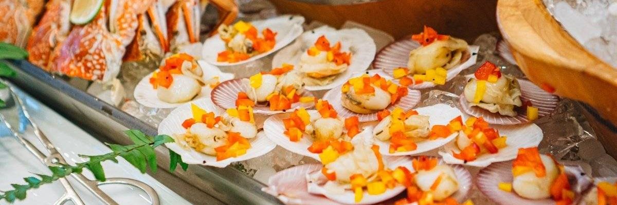 top-7-nha-hang-buffet-ta%cc%a3i-da-na%cc%83ng-ngon-no%cc%89i-tieng