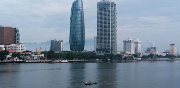city-skyline-by-the-han-river-with-tall-towers-and-calm-water-2