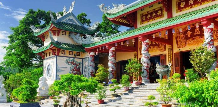 cac-hoat-dong-nen-trai-nghiem-tai-chua-linh-ung-son-tra-2